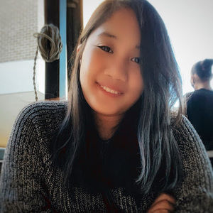 Meet your Posher, Roxanne